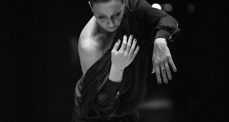La Dame en Noir